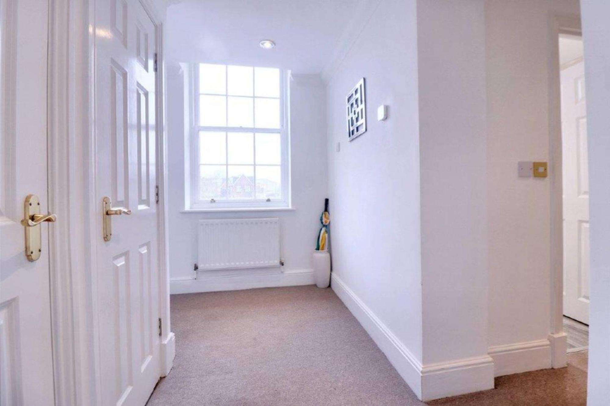 St Andrews Apartments ميدستون المظهر الخارجي الصورة