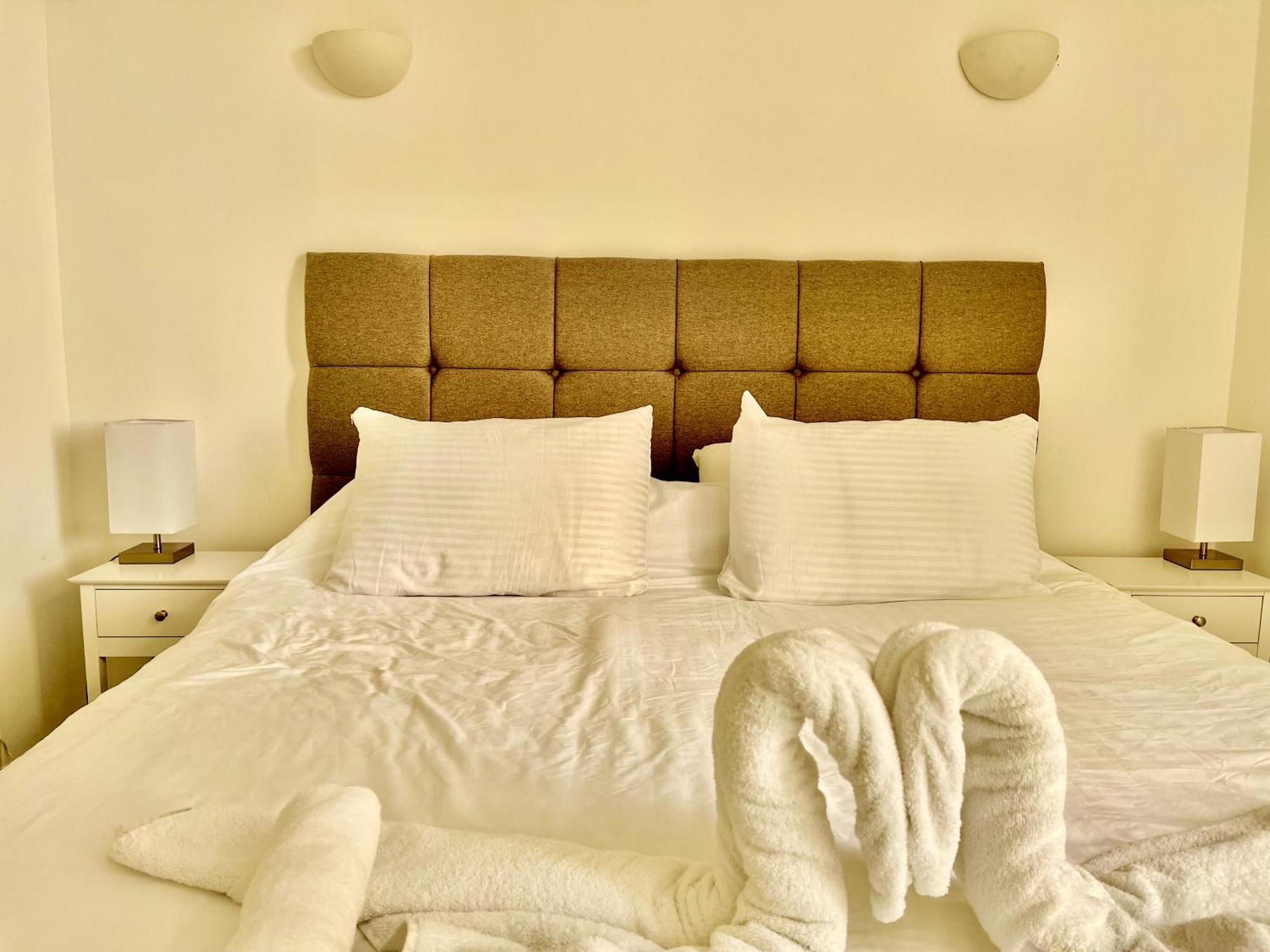 St Andrews Apartments ميدستون المظهر الخارجي الصورة