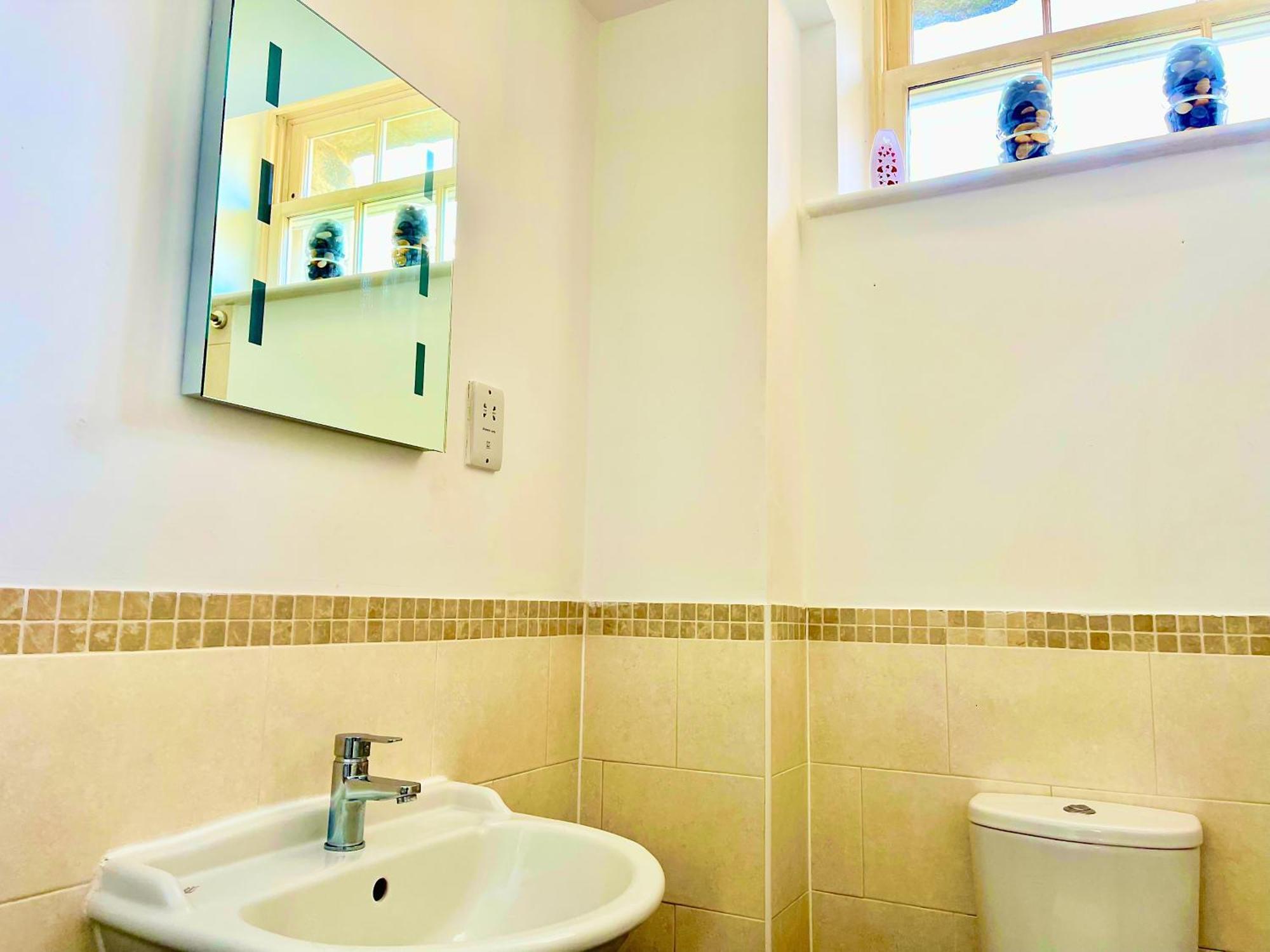 St Andrews Apartments ميدستون المظهر الخارجي الصورة