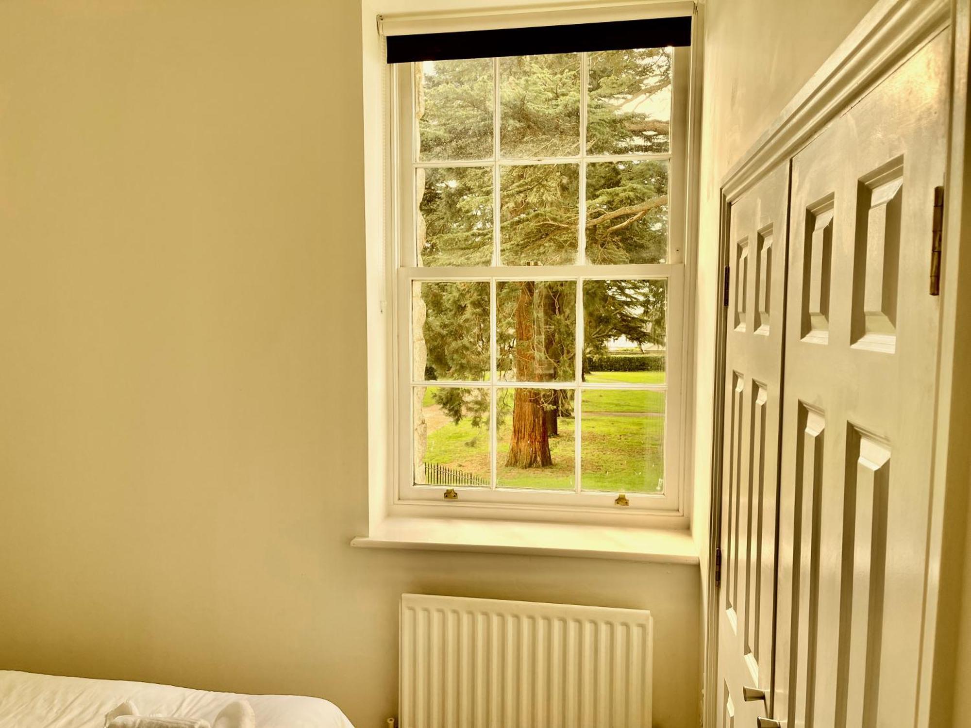 St Andrews Apartments ميدستون المظهر الخارجي الصورة