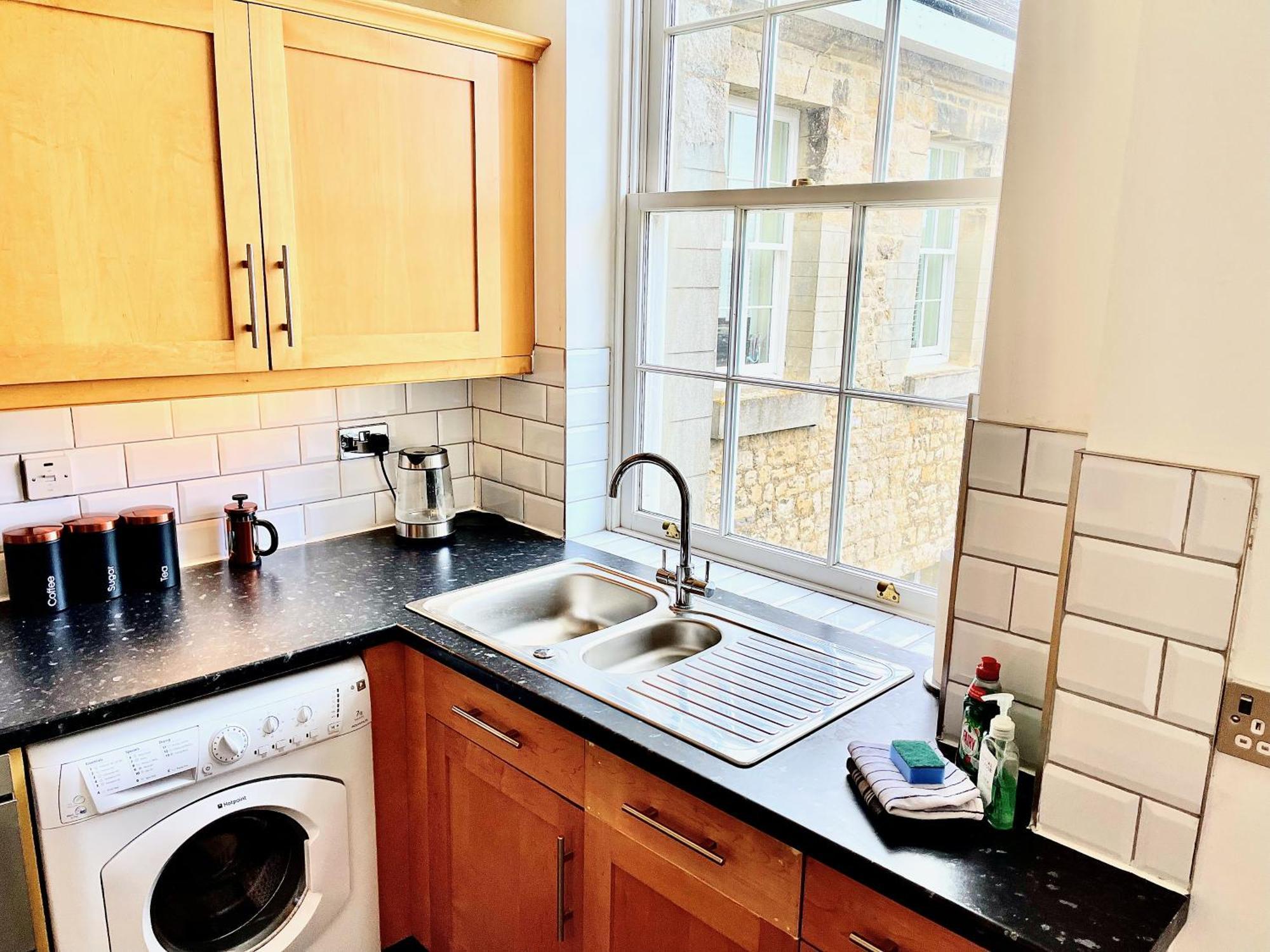 St Andrews Apartments ميدستون المظهر الخارجي الصورة