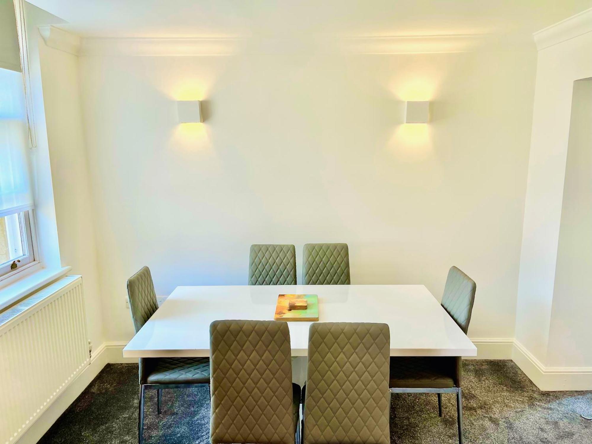 St Andrews Apartments ميدستون المظهر الخارجي الصورة