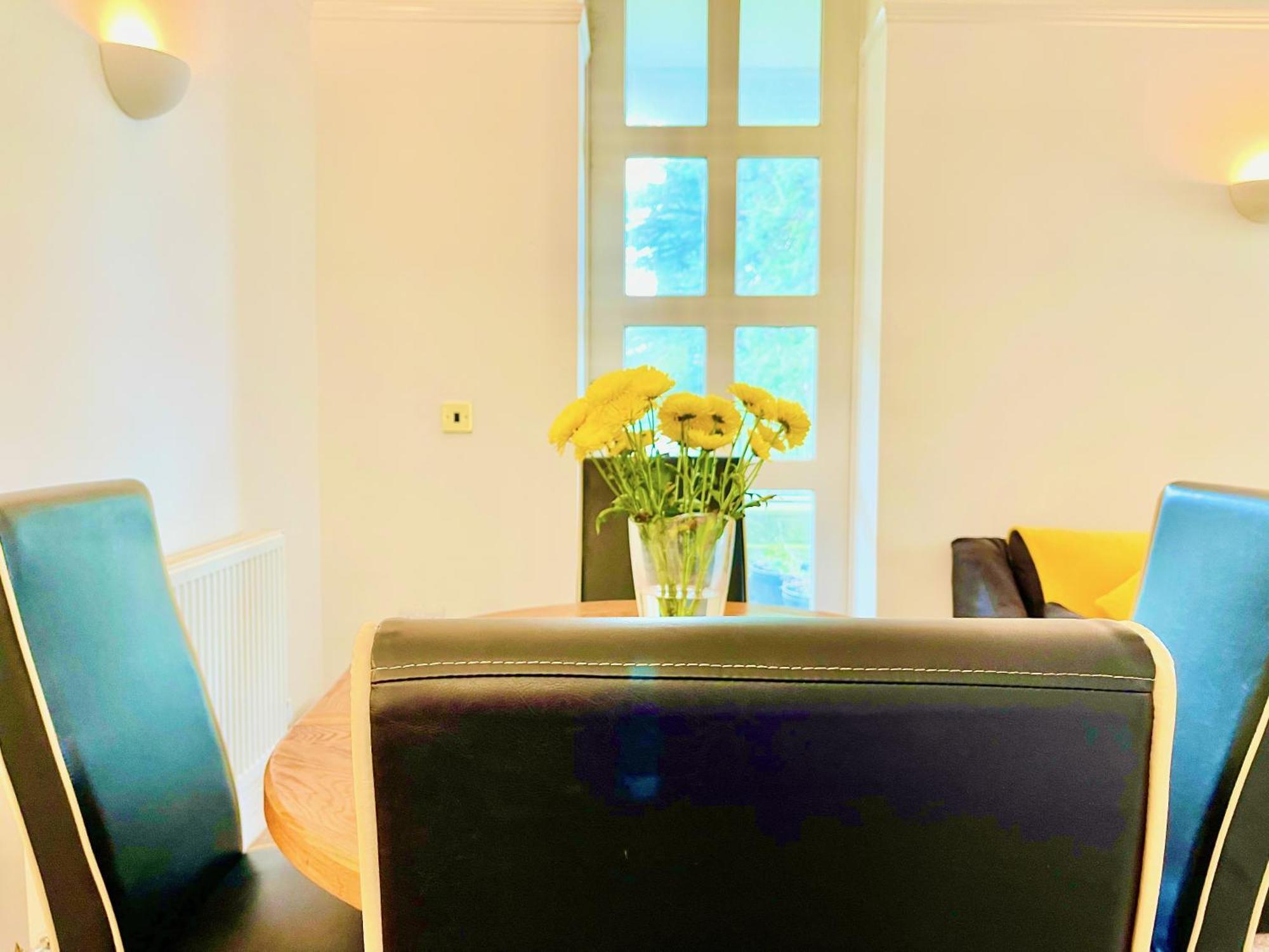 St Andrews Apartments ميدستون المظهر الخارجي الصورة
