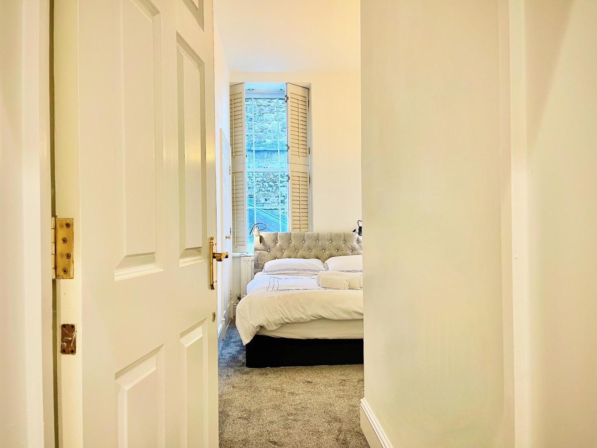 St Andrews Apartments ميدستون المظهر الخارجي الصورة