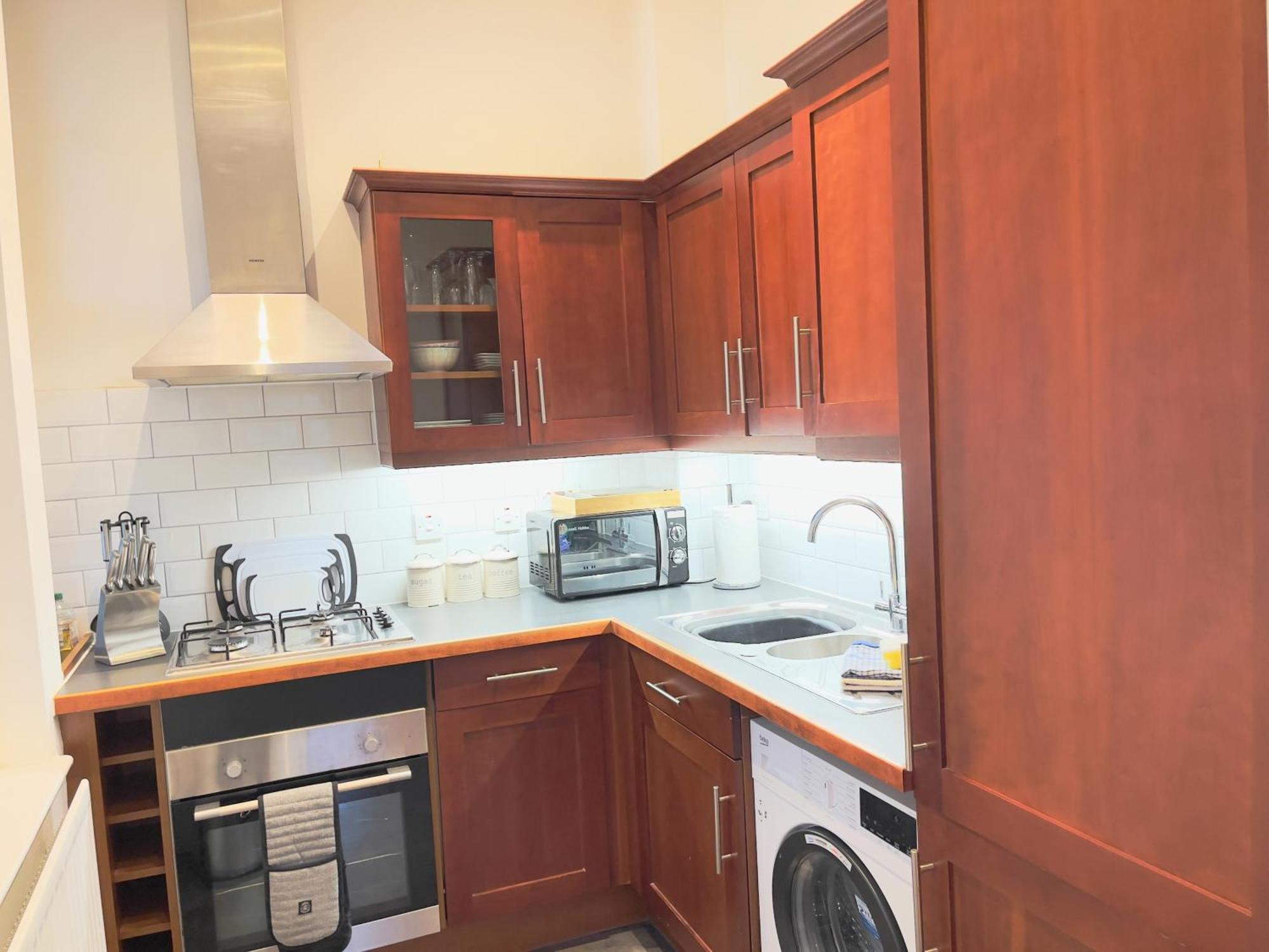 St Andrews Apartments ميدستون المظهر الخارجي الصورة